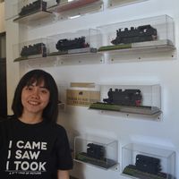 Dewi  Fortuna的照片