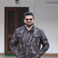 Abhishek Jadhav的照片
