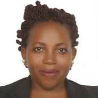 caroline Owashaba的照片