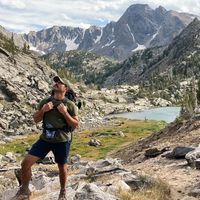 Azael De La Cruz的照片