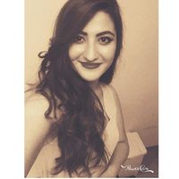 Zeynep Varol的照片