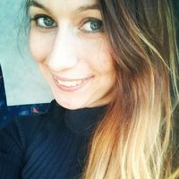 Gabi Bernátová的照片