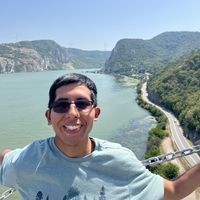 Andres  Del Castillo's Photo