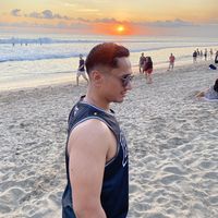 Roy Saputra的照片