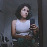 Karen Arias的照片