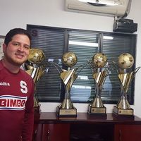 Rafael Oreamuno的照片