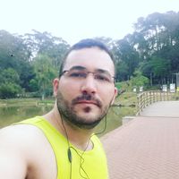 Isaac Neres的照片