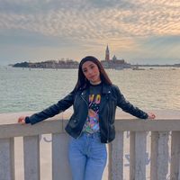 Viviana Castañeda's Photo