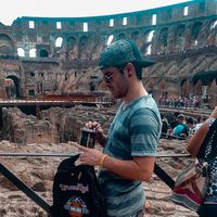 Luciano Mores的照片