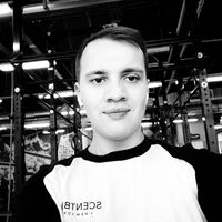 Paul Larionov的照片