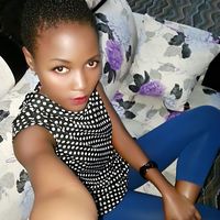 moureen charles的照片