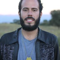 Eduardo Villanueva's Photo