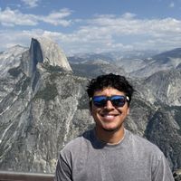 Alex Benavides的照片