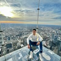 Yair Chávez Estrada's Photo