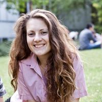 Emilie Gautier的照片