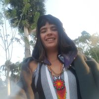 Raphaela Maeve's Photo