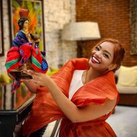 Maria Nescilla Maderia的照片