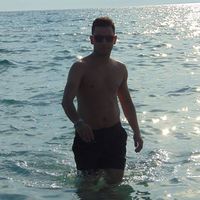 Nidhal Ben Jaoued的照片