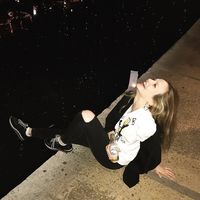 Hanna Bánhegyi的照片