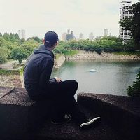 Louis Moore的照片