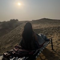 Divya Nibhwani的照片