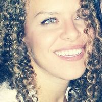 LUANA KÖPPEL的照片