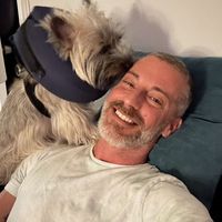 Tony  Kariotis的照片