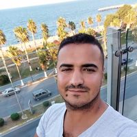 Hasan  Tahsin的照片