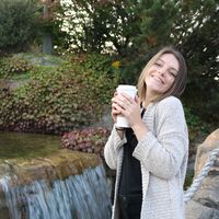 Andrea Miklós的照片