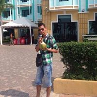 Ismail Azzaro's Photo