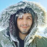 Alister GUEZOU的照片