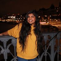 Radhika Nayli's Photo