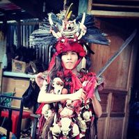 Efraim R. Dongalemba的照片