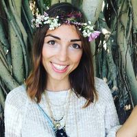 Janina Schmeisser's Photo