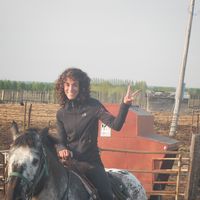 Camille Bouchu的照片