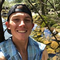 Paul Burton的照片