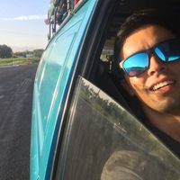 David Roberts Flores的照片