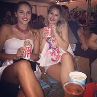 Bridget Pope的照片