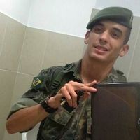 Léo Soares的照片