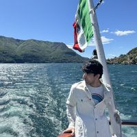 Asfand Yar Khan的照片