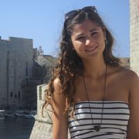 Sara Midena的照片