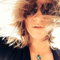 Julia Reeve的照片