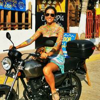 Claudia Mamet's Photo