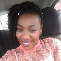 Fotos de Edwinah Chitumba