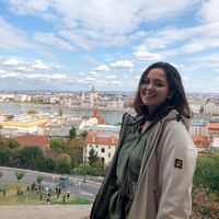 Merve Özge Kaçar的照片