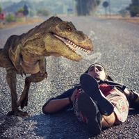 Axel Mengü的照片