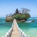 Sightseeing balekambang beach's picture