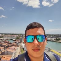 Andres Rueda的照片