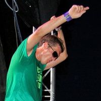 Tony Kornelutchios的照片