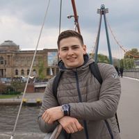 Andrey Latyshev的照片